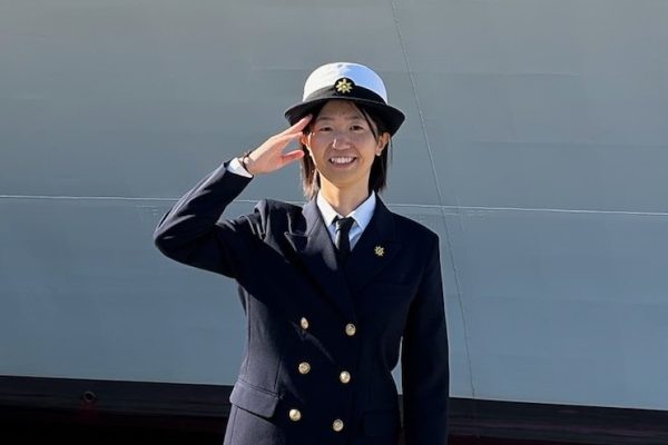 高岡　朱音